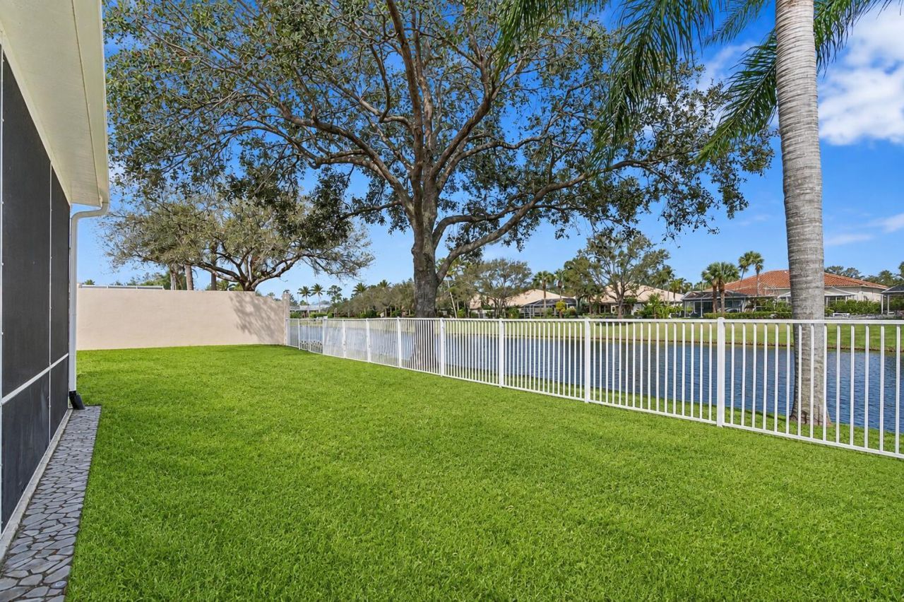 7813 Quida Drive, West Palm Beach, FL 33411 Photo