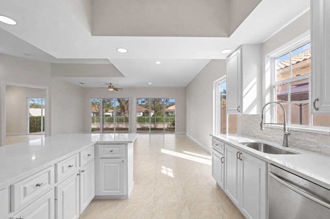 7813 Quida Drive, West Palm Beach, FL 33411 Photo