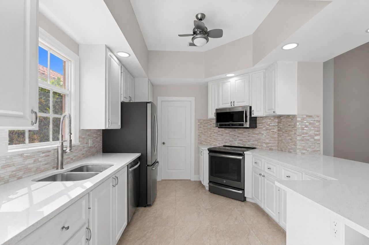 7813 Quida Drive, West Palm Beach, FL 33411 Photo