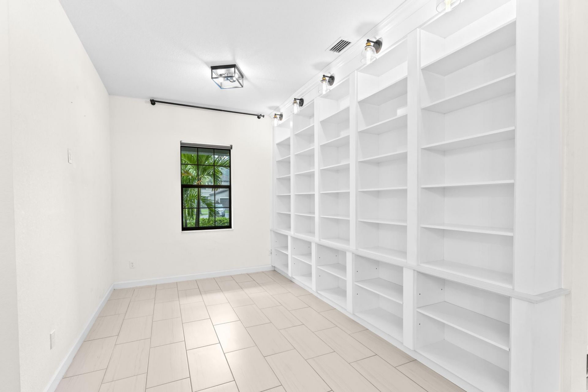 4339 Buena Tara Drive, West Palm Beach, FL 33413 Photo