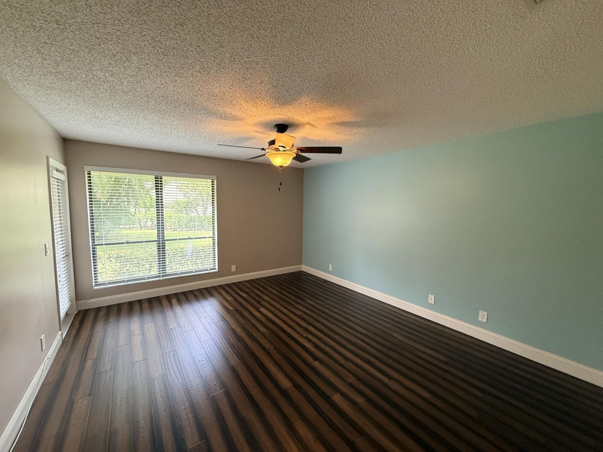 24 Lexington Lane W, Unit A, Palm Beach Gardens, FL 33418 Photo