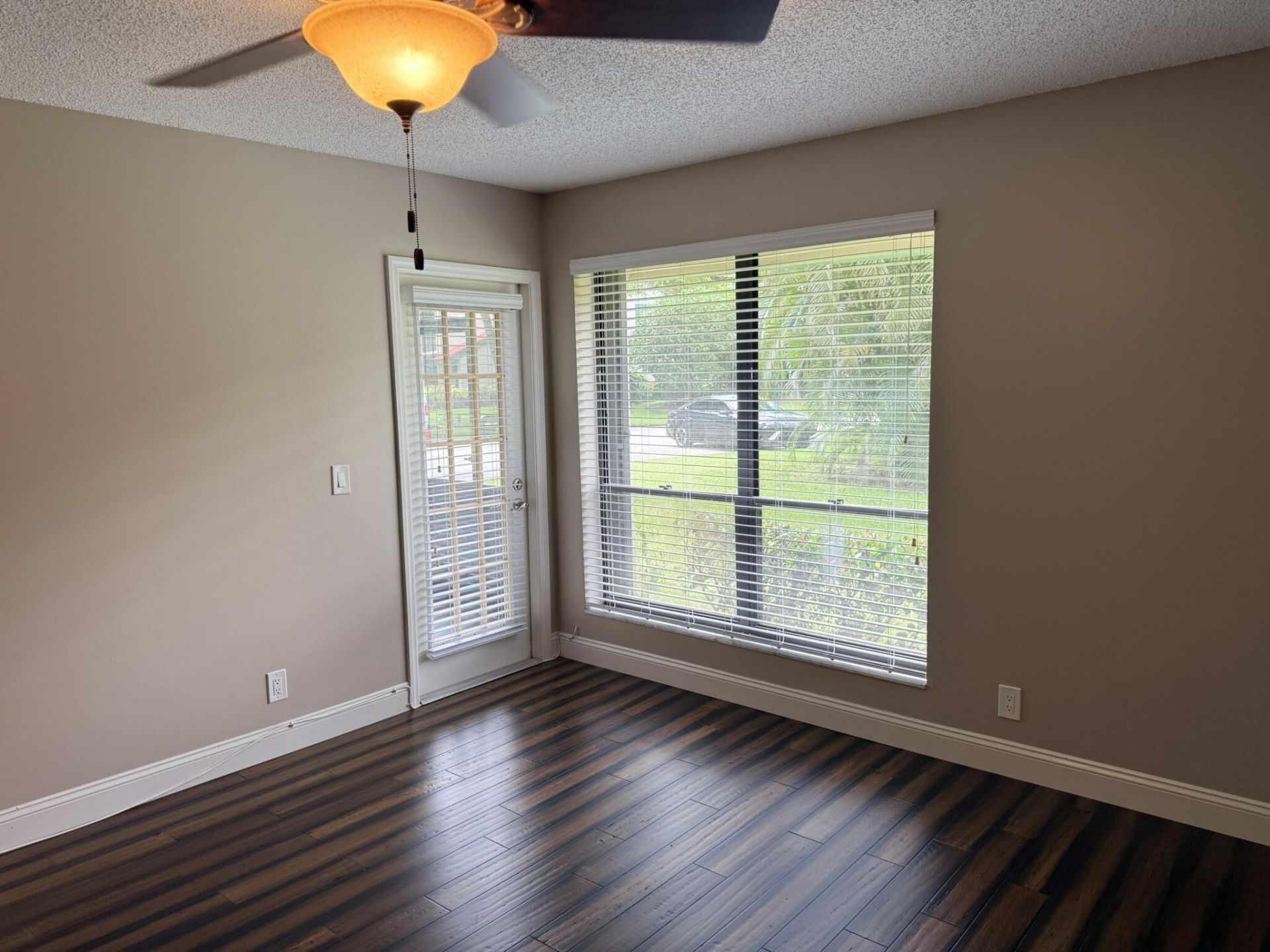 24 Lexington Lane W, Unit A, Palm Beach Gardens, FL 33418 Photo