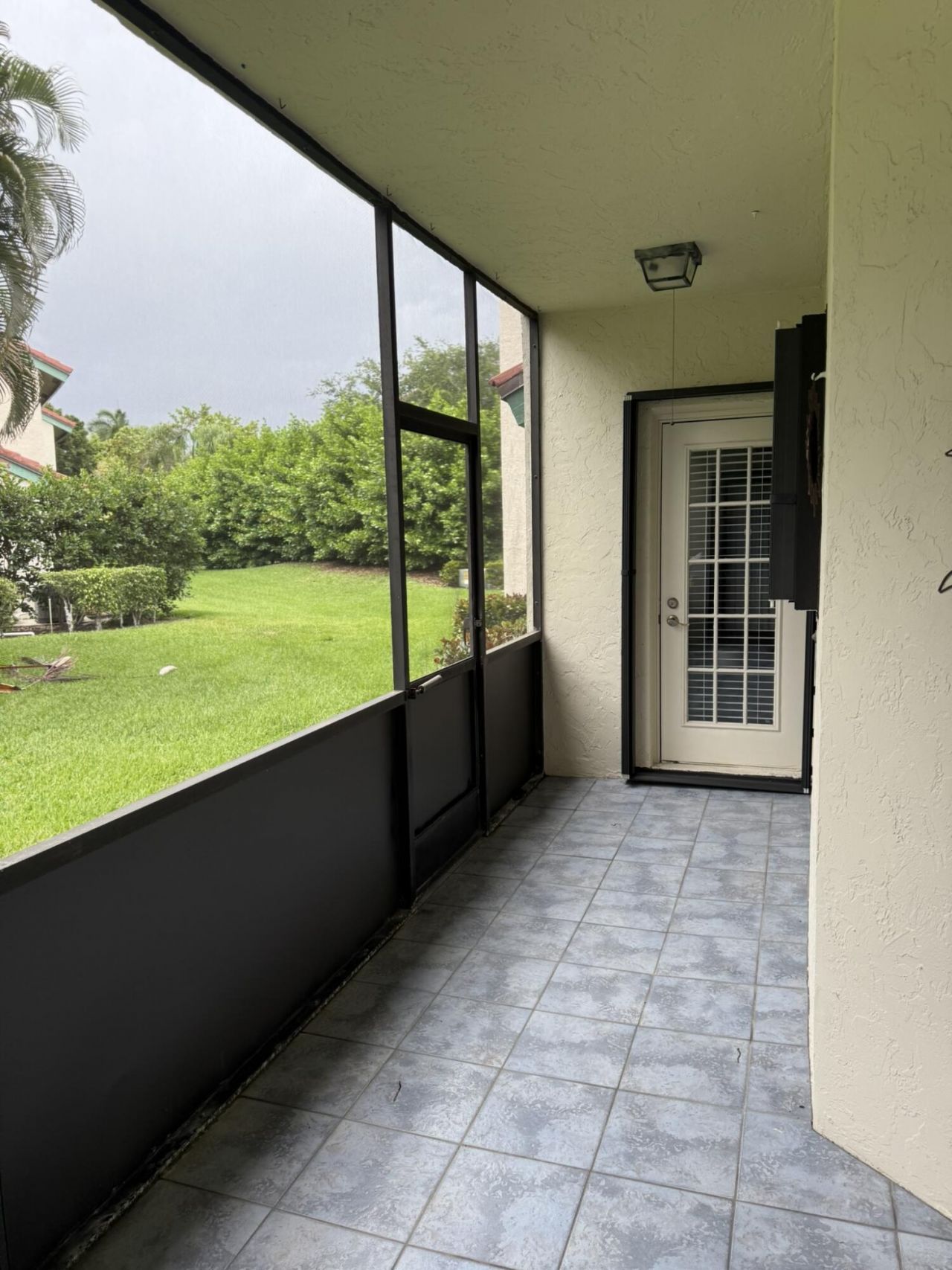 24 Lexington Lane W, Unit A, Palm Beach Gardens, FL 33418 Photo