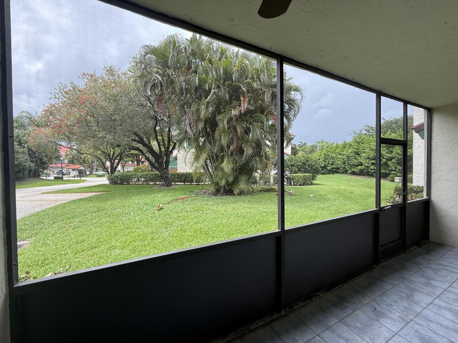 24 Lexington Lane W, Unit A, Palm Beach Gardens, FL 33418 Photo