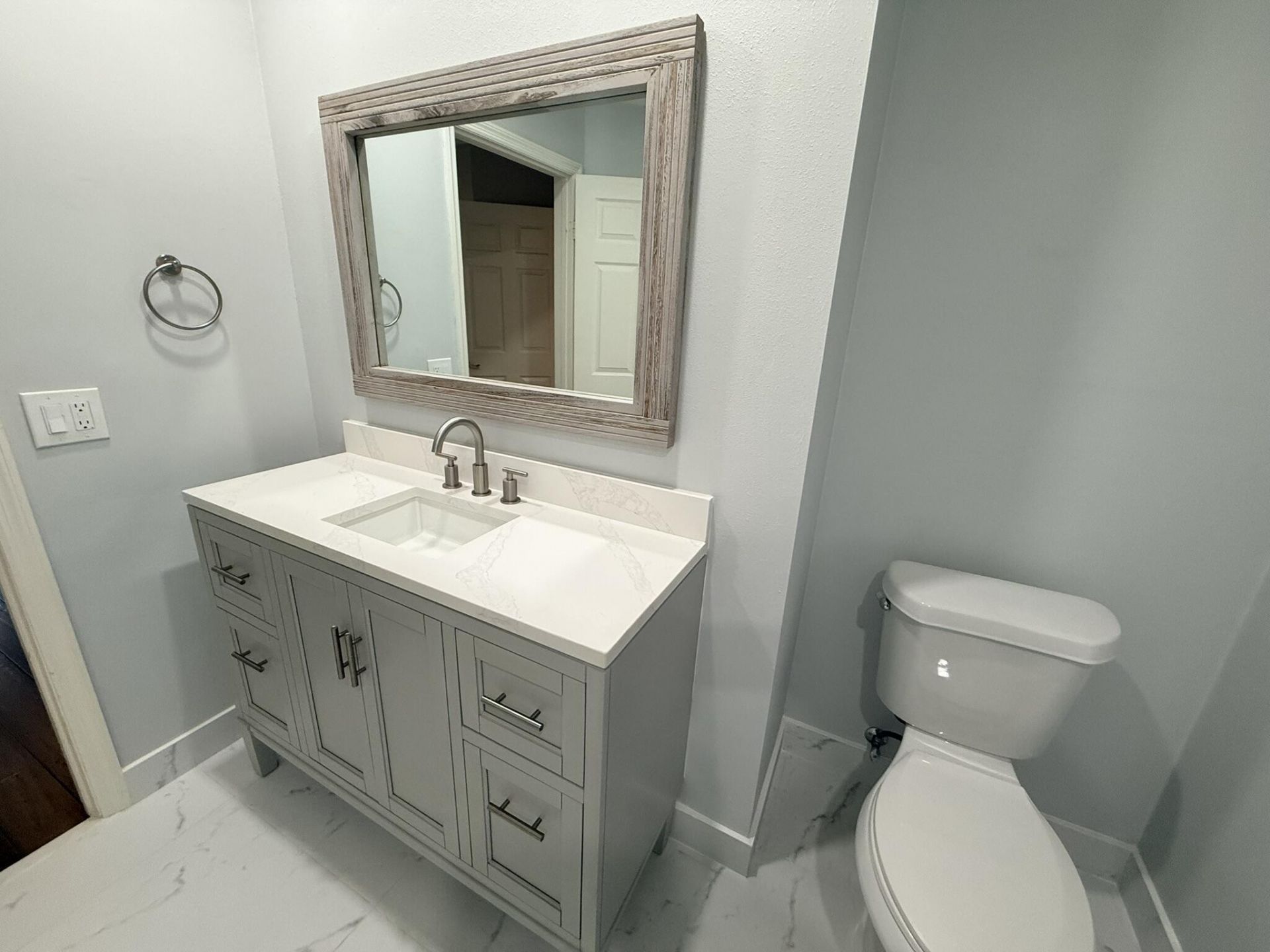 24 Lexington Lane W, Unit A, Palm Beach Gardens, FL 33418 Photo