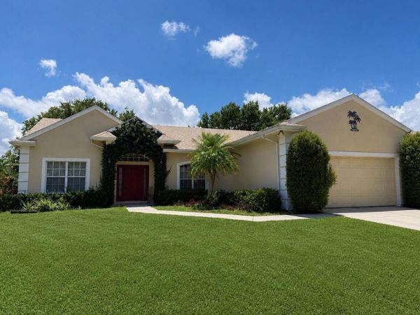 610 SW COLLEGE PARK Road, Port St. Lucie, FL 34953