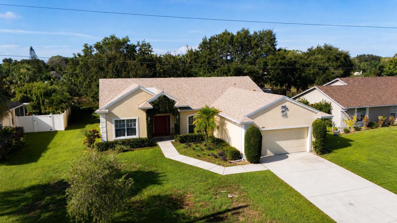 610 SW College Park Road, Port Saint Lucie, FL 34953 Photo