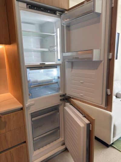 11 NE 6th Street, Unit 2215, Miami, FL 33132 Photo