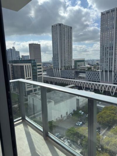 11 NE 6th Street, Unit 2215, Miami, FL 33132 Photo