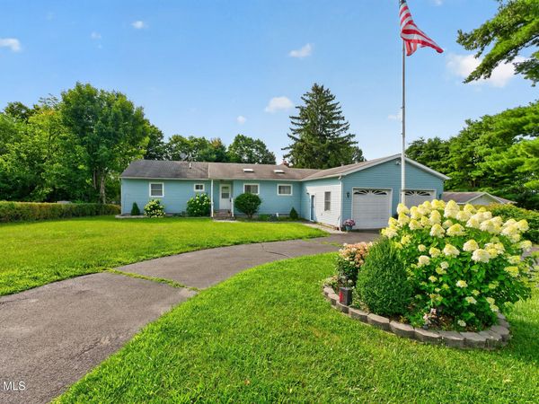 5 Crescent Lane, Troy, NY 12180