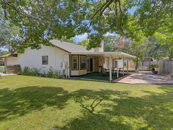 306 Southwick Cir, Seguin, TX 78155