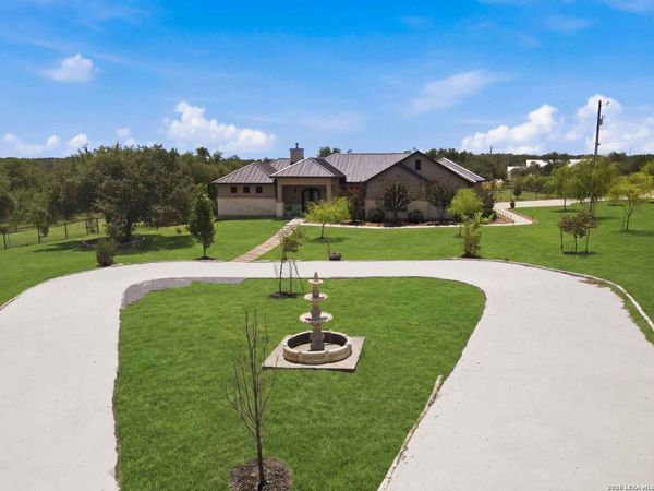 103 William Tobin, Blanco, TX 78606