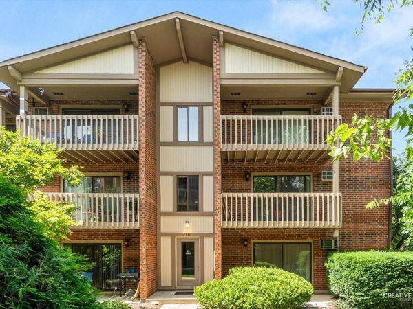 2370 Abbeywood Drive , Unit B, Lisle, IL 60532