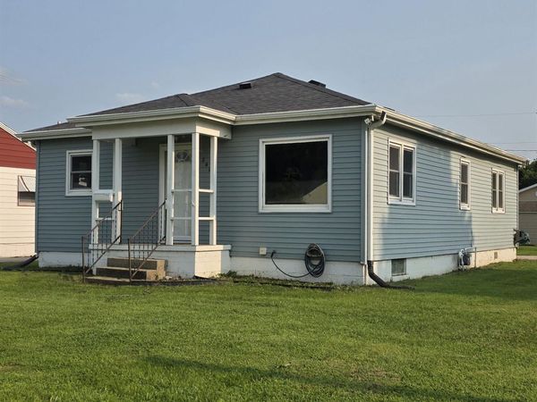 2409 Mckinley Street, Perry, IA 50220