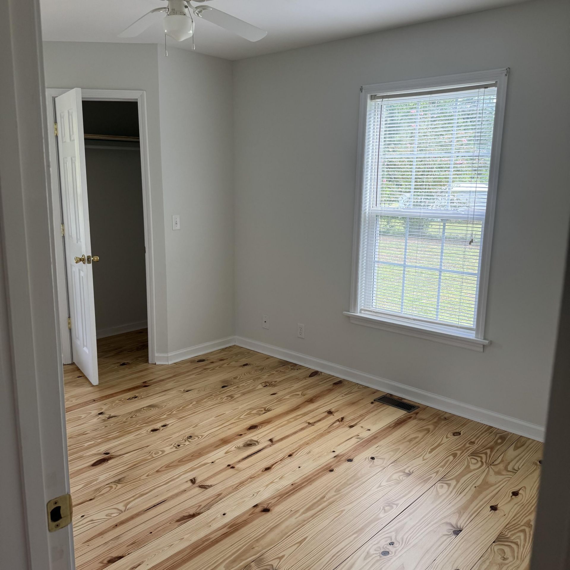 2014 Winding Creek Road Photo 11