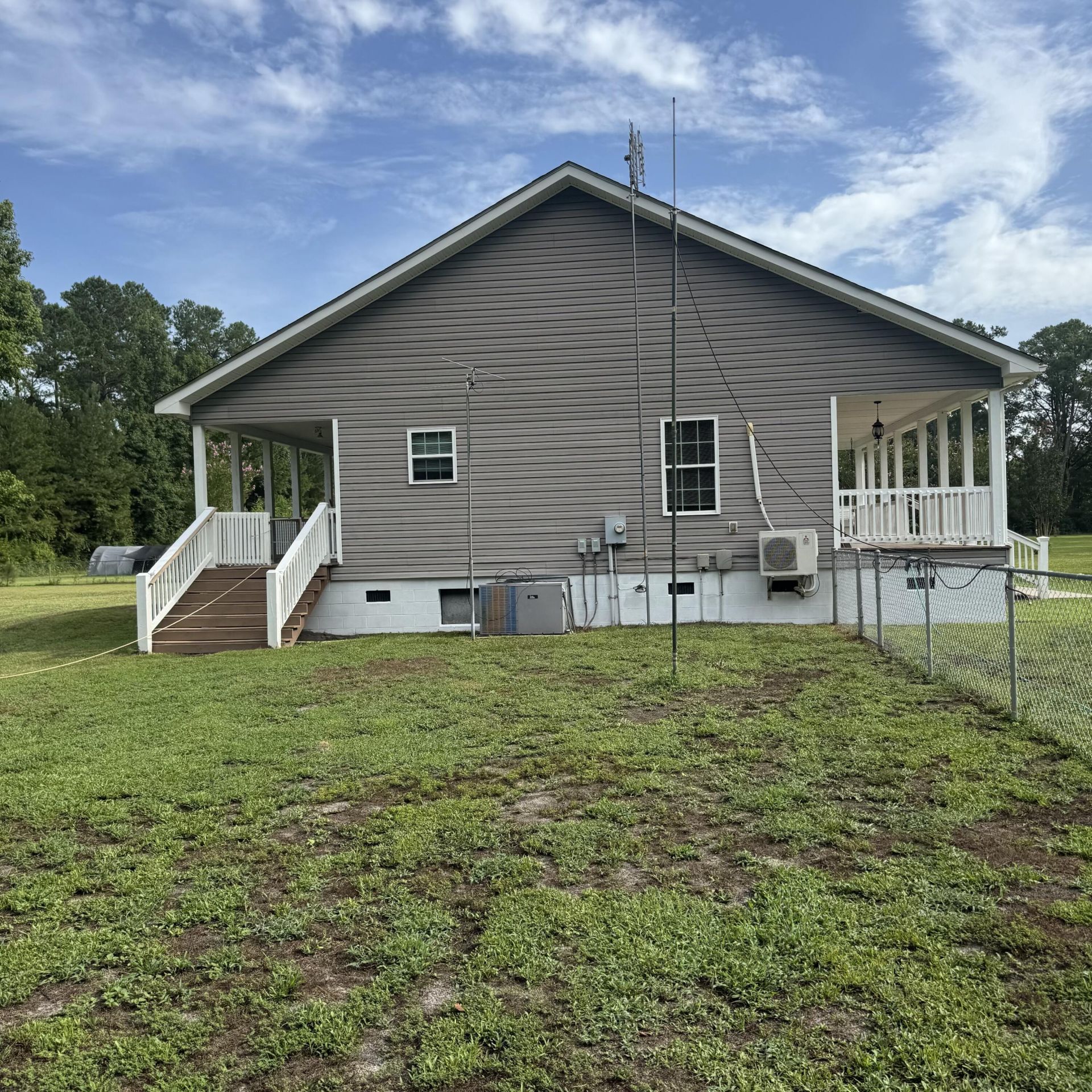 2014 Winding Creek Road Photo 4