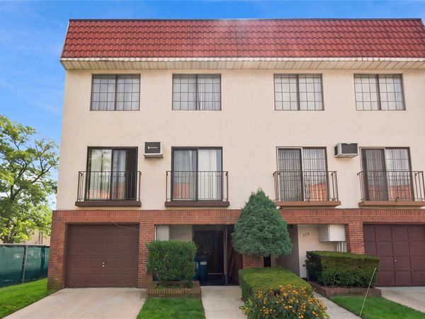 327 128th Street , College Point, NY 11356