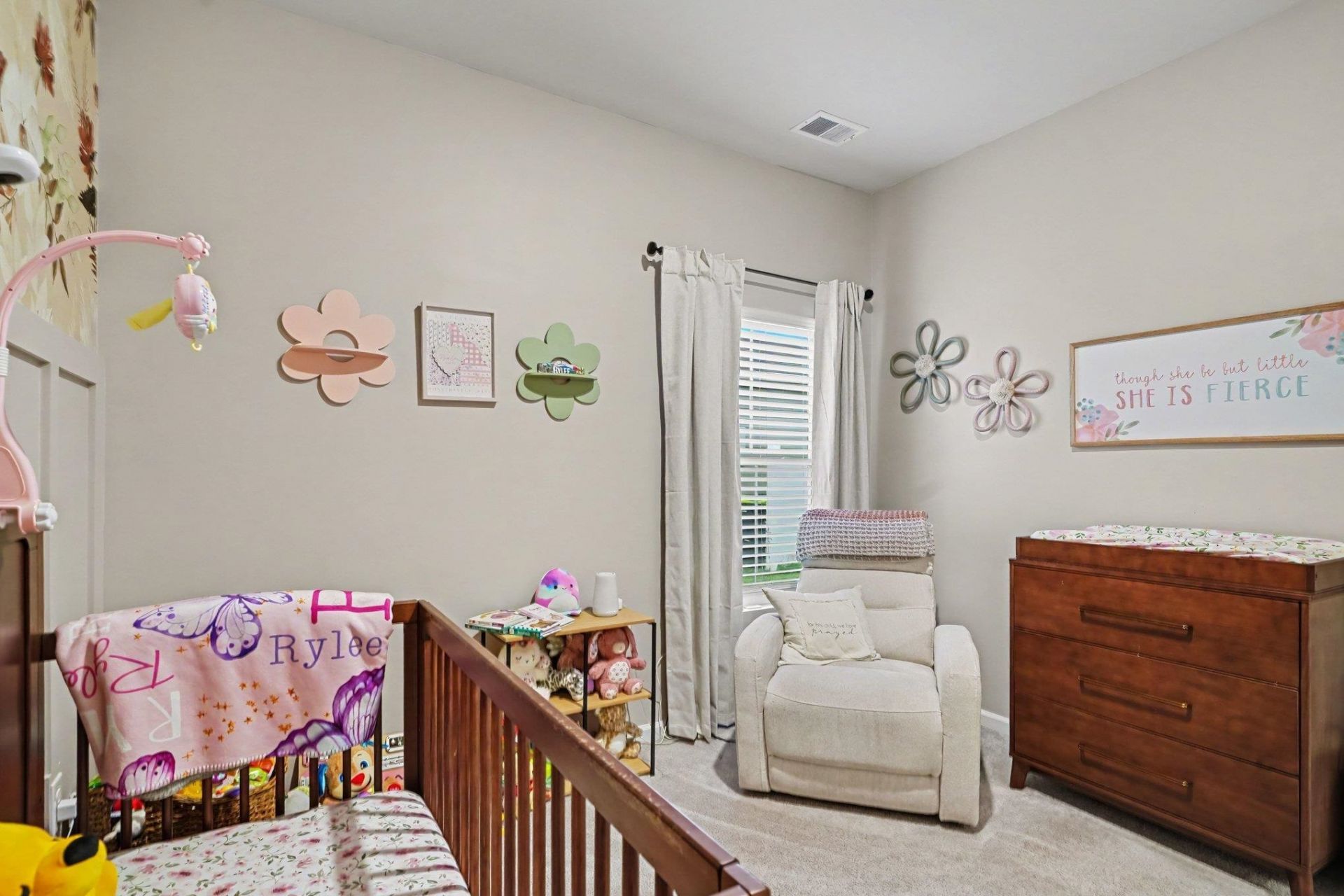 8108 Forest Edge Dr. Photo 18