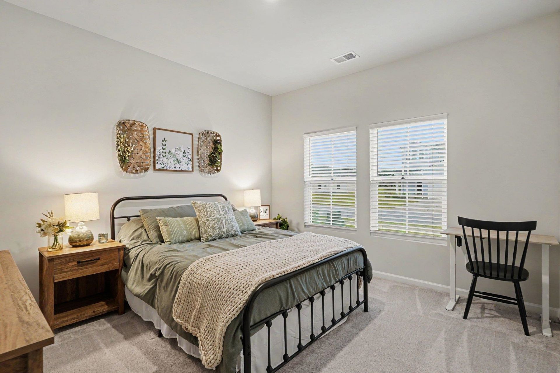 8108 Forest Edge Dr. Photo 24