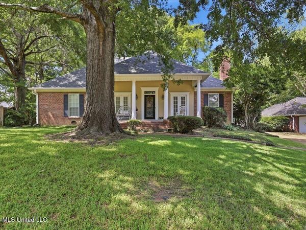 308 Autumn Crest Drive, Ridgeland, MS 39157