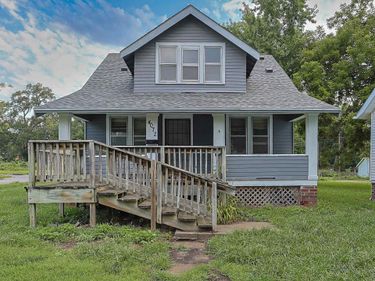 4072 Paxton Boulevard, Omaha, NE 68111