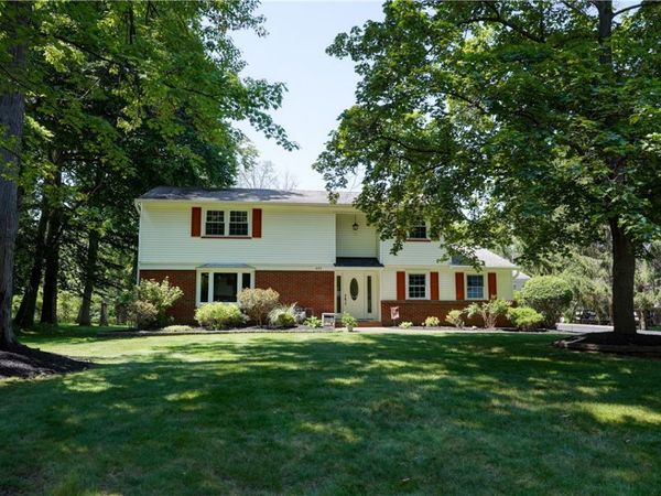 633 Sequoia Drive, Webster, NY 14580