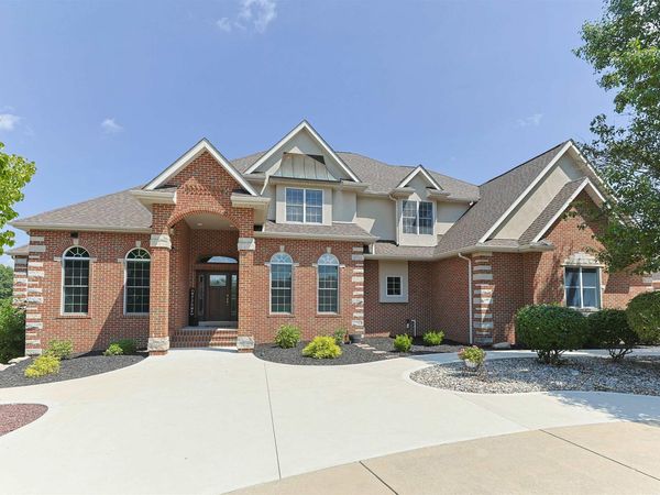 61640 Dogwood Road, Mishawaka, IN 46544