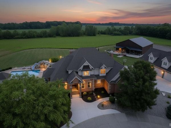 61640 Dogwood Road, Mishawaka, IN 46544