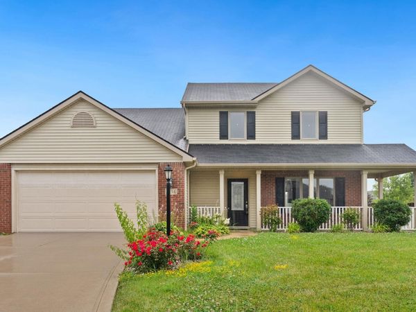1834 Shakespeare Boulevard, Fort Wayne, IN 46818