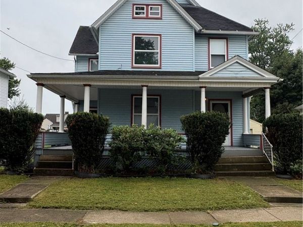 39 School Street , Hubbard, OH 44425