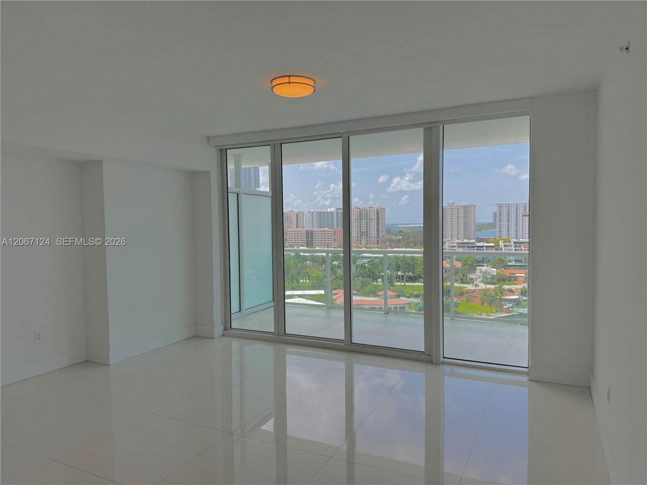 400 Sunny Isles Blvd , Unit 1221, Sunny Isles Beach, FL 33160 Photo