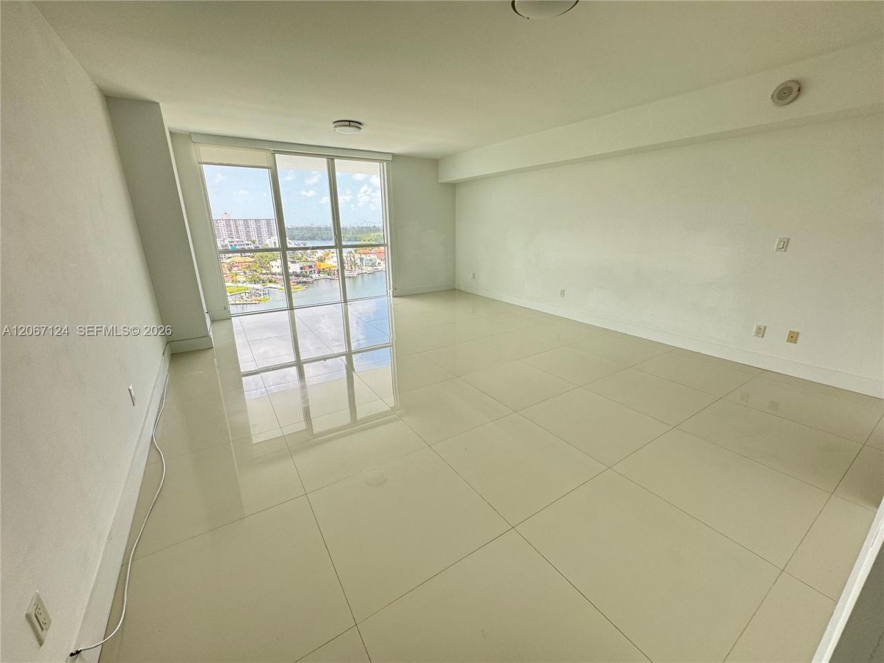 400 Sunny Isles Blvd , Unit 1221, Sunny Isles Beach, FL 33160 Photo