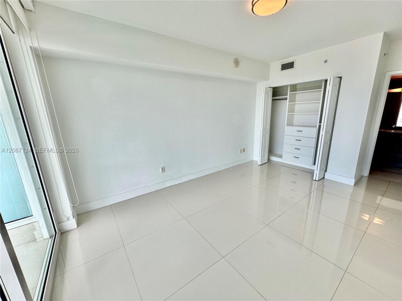 400 Sunny Isles Blvd , Unit 1221, Sunny Isles Beach, FL 33160 Photo