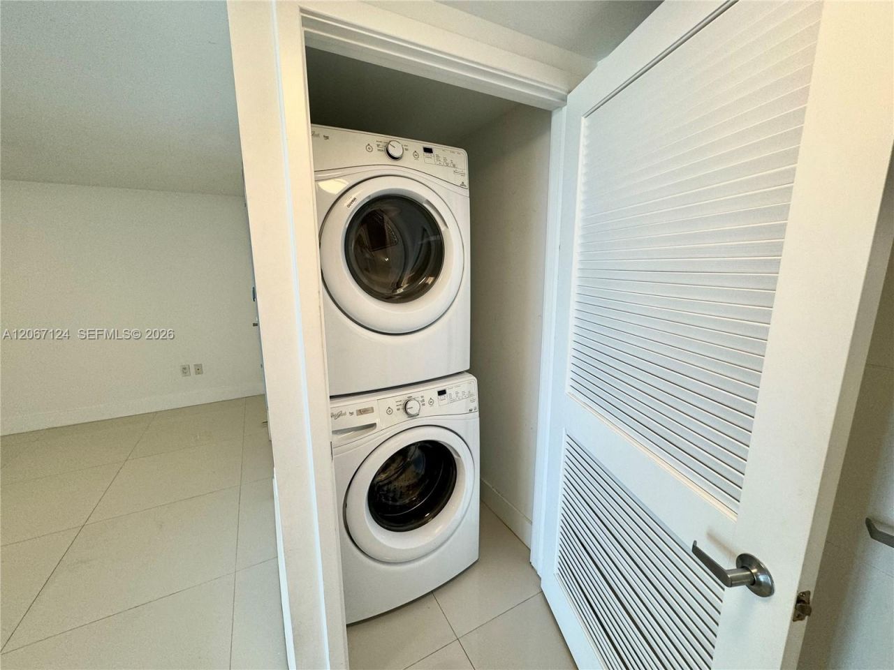 400 Sunny Isles Blvd , Unit 1221, Sunny Isles Beach, FL 33160 Photo