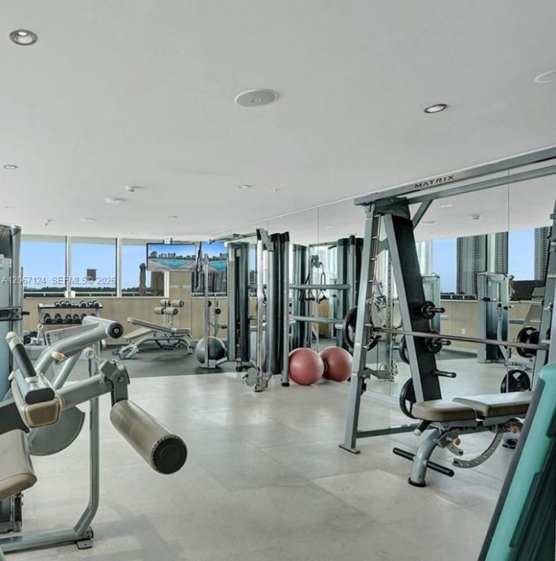 400 Sunny Isles Blvd , Unit 1221, Sunny Isles Beach, FL 33160 Photo