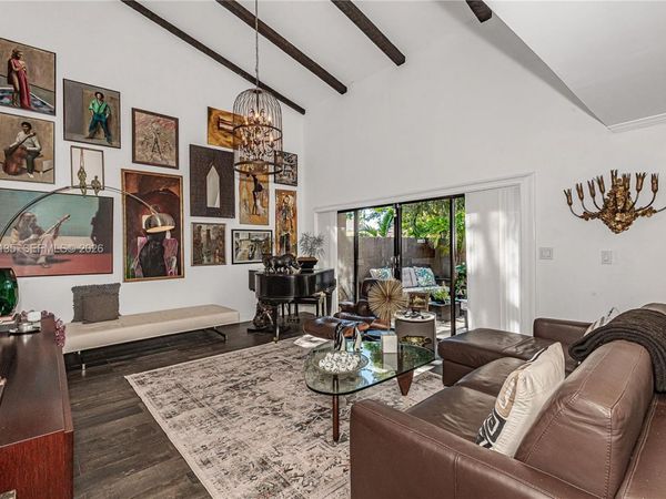 806 Saint Andrews Rd, Unit 13, Hollywood, FL 33021