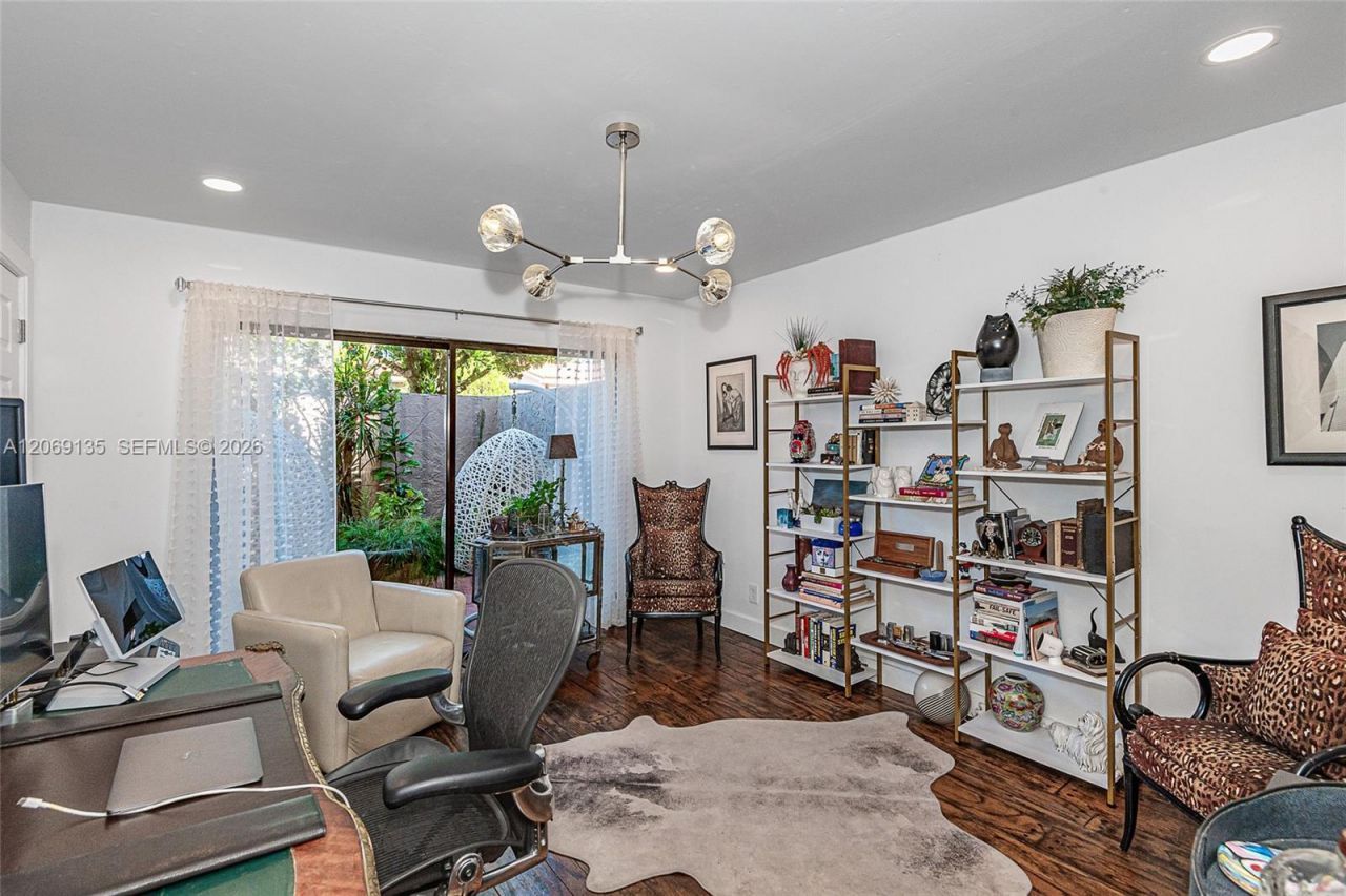 806 Saint Andrews Rd, Unit 13, Hollywood, FL 33021 Photo