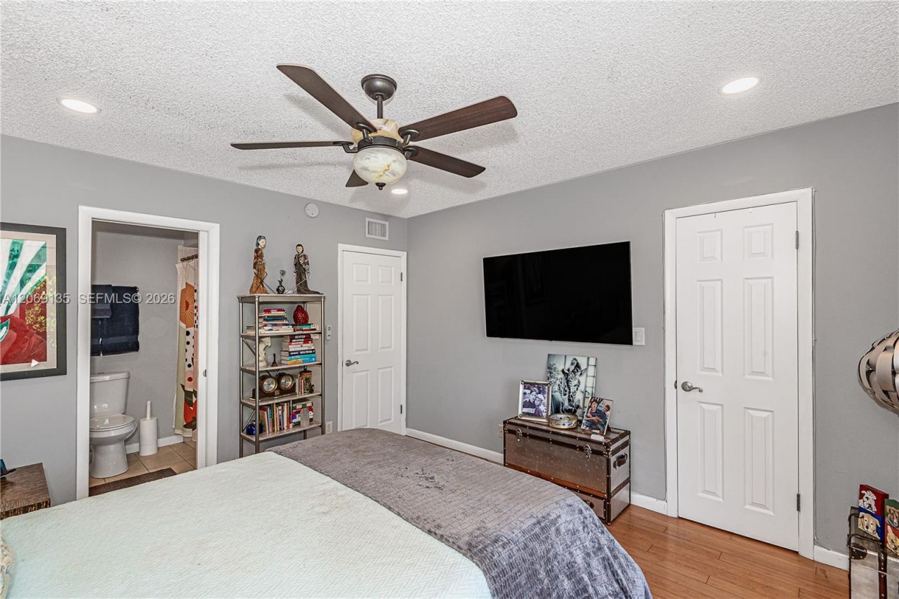 806 Saint Andrews Rd, Unit 13, Hollywood, FL 33021 Photo