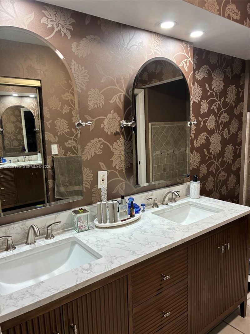 806 Saint Andrews Rd, Unit 13, Hollywood, FL 33021 Photo