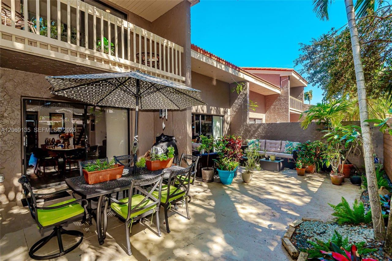 806 Saint Andrews Rd, Unit 13, Hollywood, FL 33021 Photo
