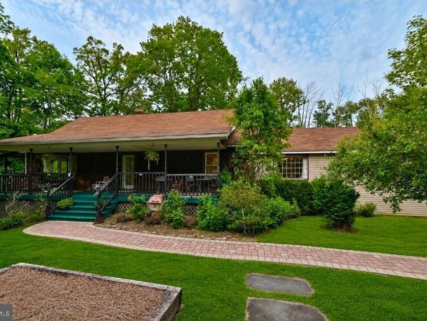 188 Olde Schoolhouse Road , Cresco, PA 18326 Main Photo
