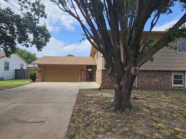 8604 E Wassall St., Wichita, KS 67210