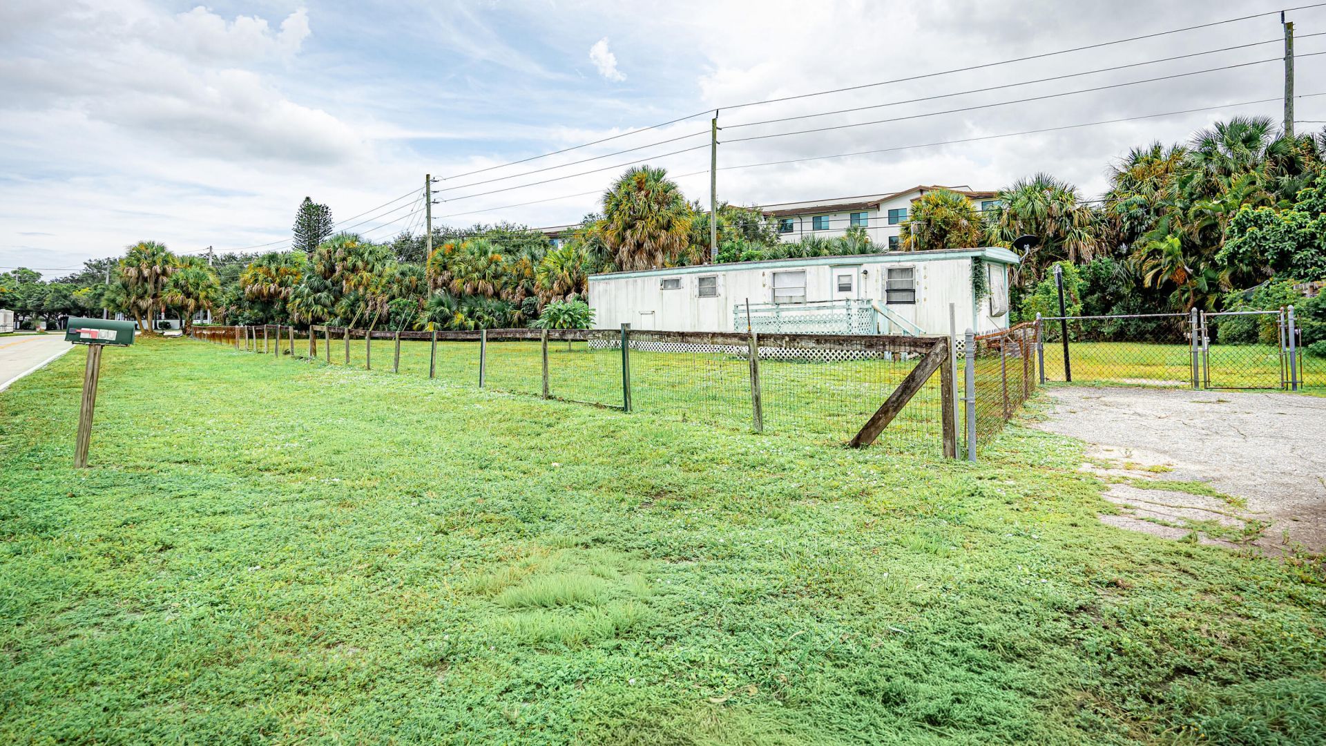 4300 12th Street, West Palm Beach, FL 33409 Photo