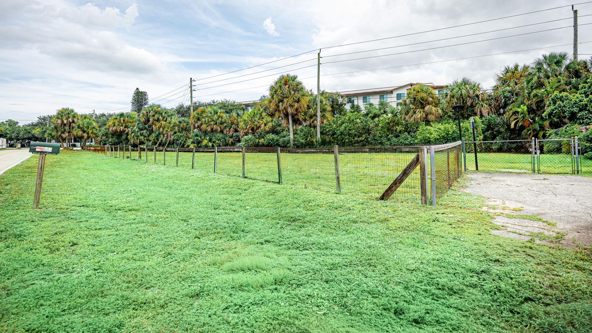 4300 12th Street, West Palm Beach, FL 33409 Photo