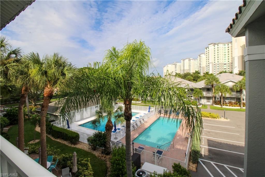 519 Roma Ct , Unit 3-305, Naples, FL 34110 Photo