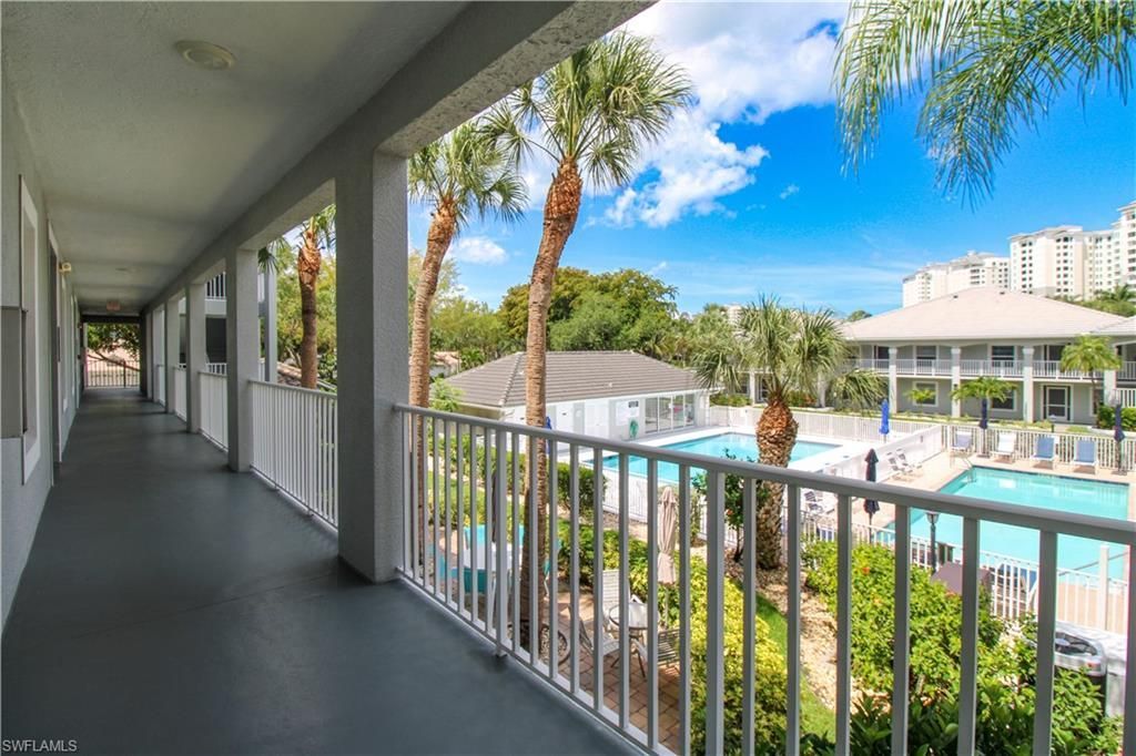519 Roma Ct , Unit 3-305, Naples, FL 34110 Photo