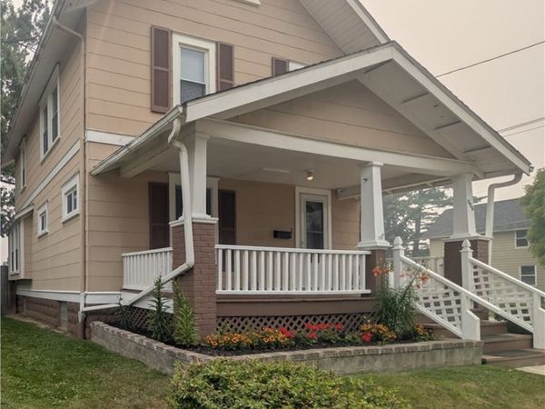 526 Grant Avenue , Cuyahoga Falls, OH 44221
