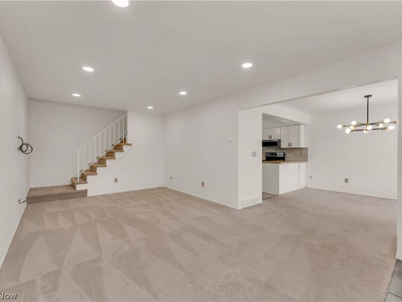 805 Tollis Parkway, Broadview Heights, OH 44147 Photo 4