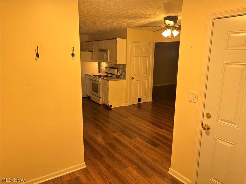 871 Hancock Avenue, Akron, OH 44314 Photo 31