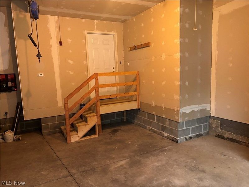 871 Hancock Avenue, Akron, OH 44314 Photo 32